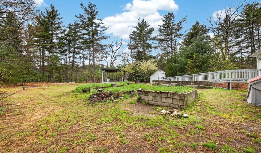 12 N Mason Rd, Brookline, NH 03033 - 3 Beds, 1 Bath