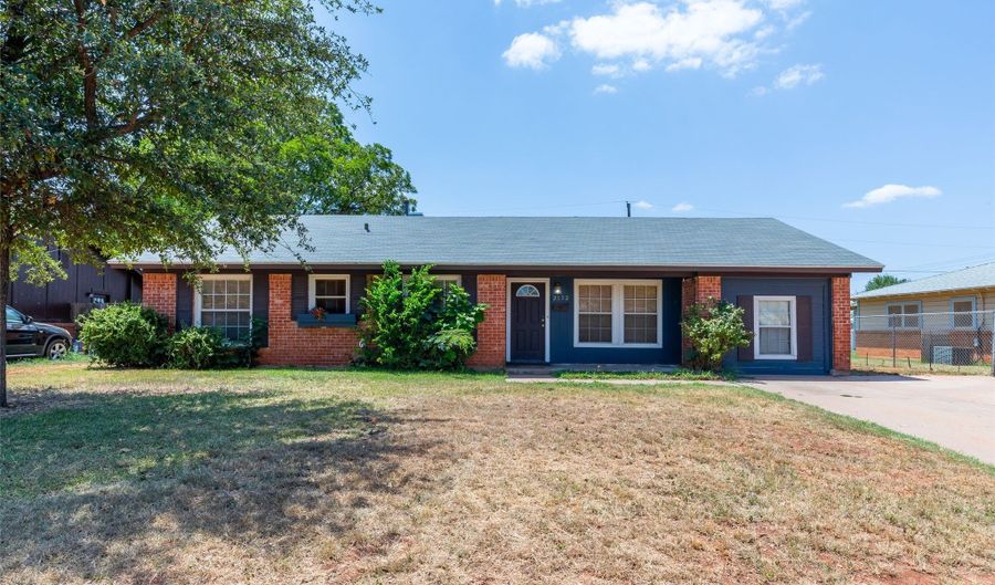 2152 Westview Dr, Abilene, TX 79603 - 3 Beds, 2 Bath