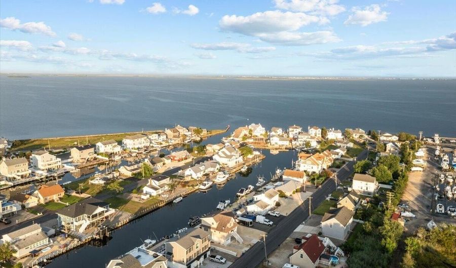 98 Marine Rd, Waretown, NJ 08758 - 3 Beds, 2 Bath