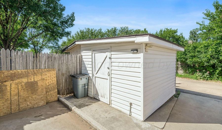 3502 TIMBER Dr, Amarillo, TX 79121 - 3 Beds, 2 Bath