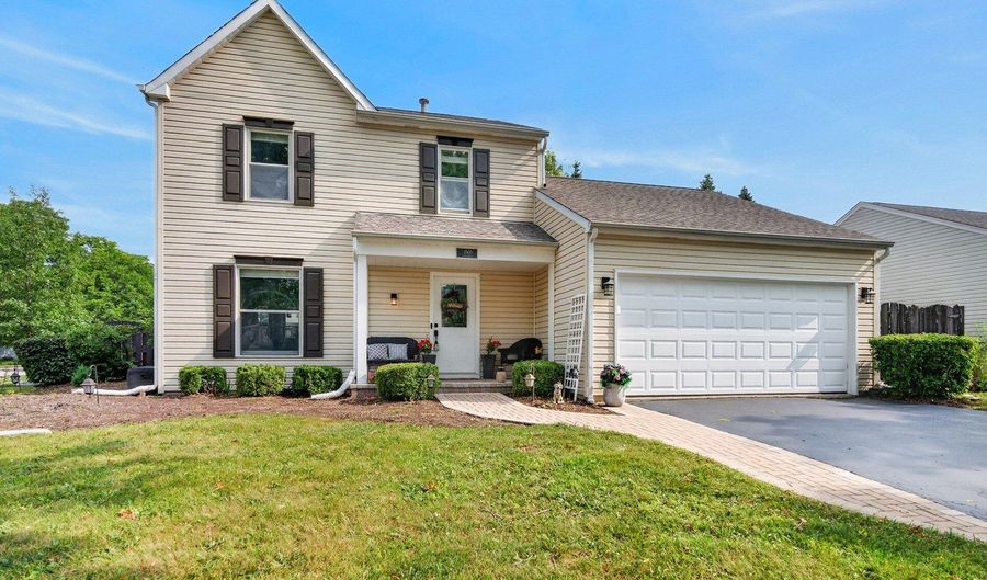 1000 Louis Ave, Algonquin, IL 60102 - 3 Beds, 2 Bath