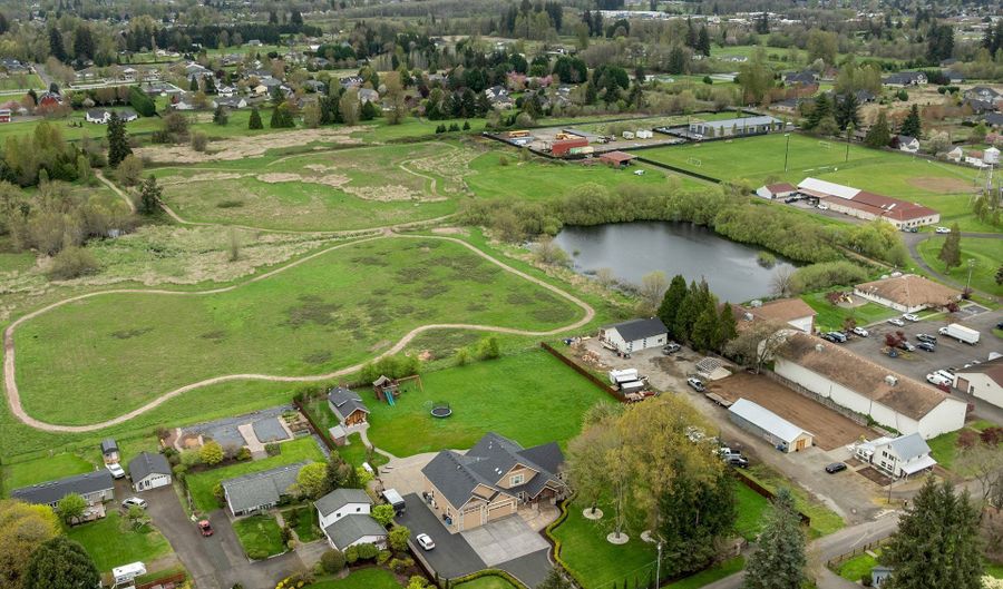 10704 NE 189TH St, Battle Ground, WA 98604 - 4 Beds, 5 Bath
