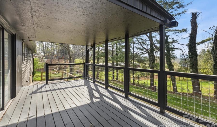 75 Old Macedonia Rd, Alexander, NC 28701 - 2 Beds, 2 Bath