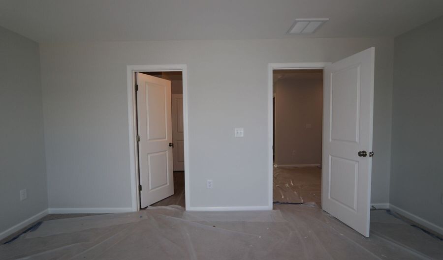 10026 Secluded Garden Dr, Apex, NC 27523 - 3 Beds, 3 Bath