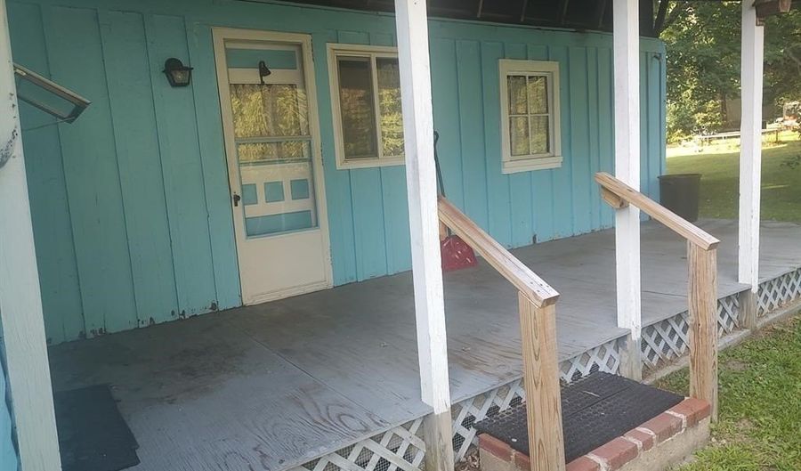 10323 MEADVILLE Rd, Albion, PA 16401 - 2 Beds, 1 Bath