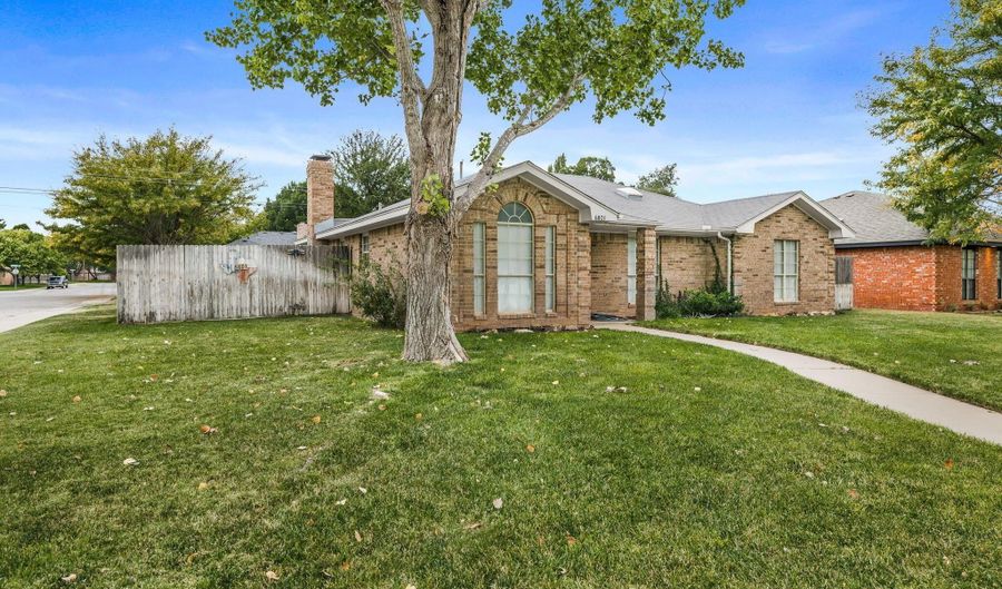 6801 MICHELLE Dr, Amarillo, TX 79109 - 3 Beds, 2 Bath