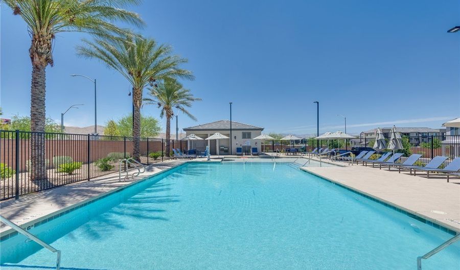 20 Barbara Ln 13, Las Vegas, NV 89183 - 2 Beds, 2 Bath