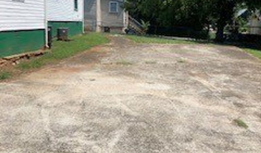 1257 W Hancock Ave 1257, Athens, GA 30606 - 3 Beds, 2 Bath
