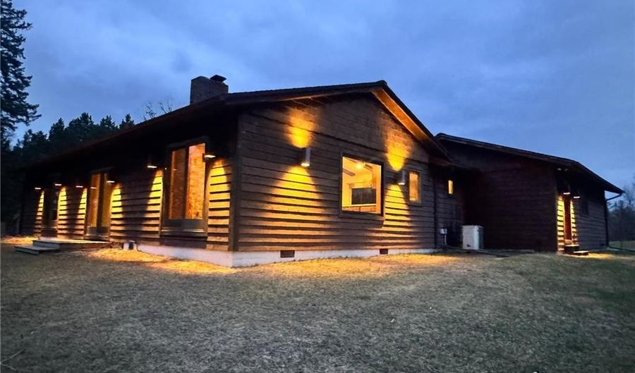 24996 Horseshoe Rd, Akeley, MN 56433 - 4 Beds, 2 Bath
