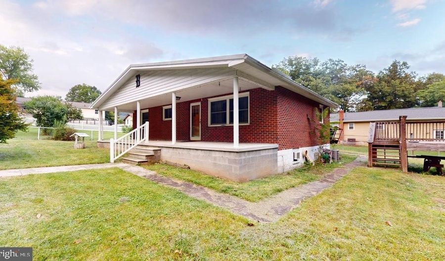 54 MARYLAND Ave, Bloomington, MD 21523 - 4 Beds, 2 Bath