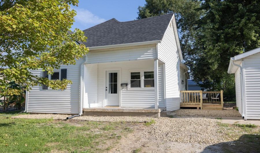 118 E Buchanan St, Alexandria, IN 46001 - 3 Beds, 1 Bath
