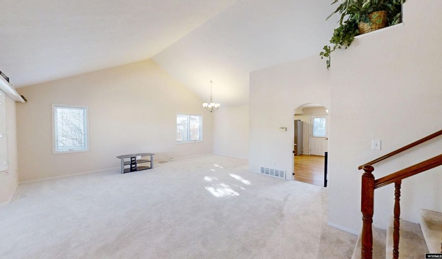 6020 S Spruce St, Casper, WY 82601 - 3 Beds, 3 Bath