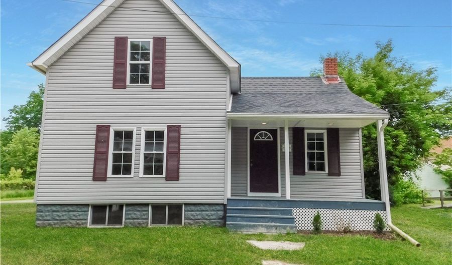 1229 W 45th St, Ashtabula, OH 44004 - 2 Beds, 1 Bath
