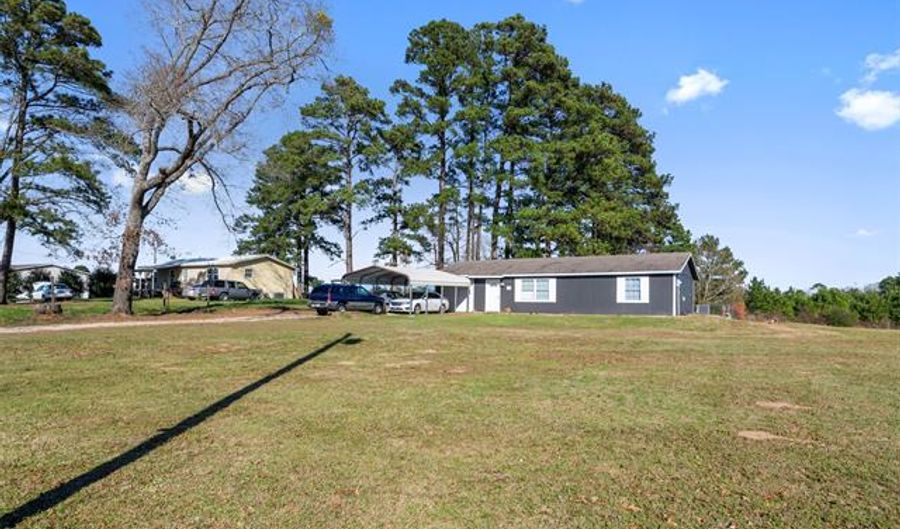 168 An County Road 131, Elkhart, TX 75839 - 3 Beds, 1 Bath