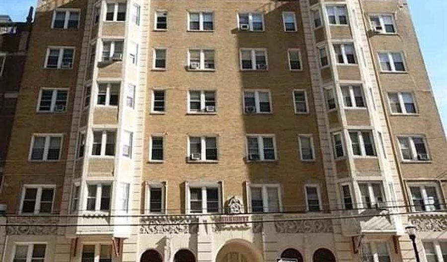 37 S Iowa Ave 2A, Atlantic City, NJ 08401 - 2 Beds, 2 Bath