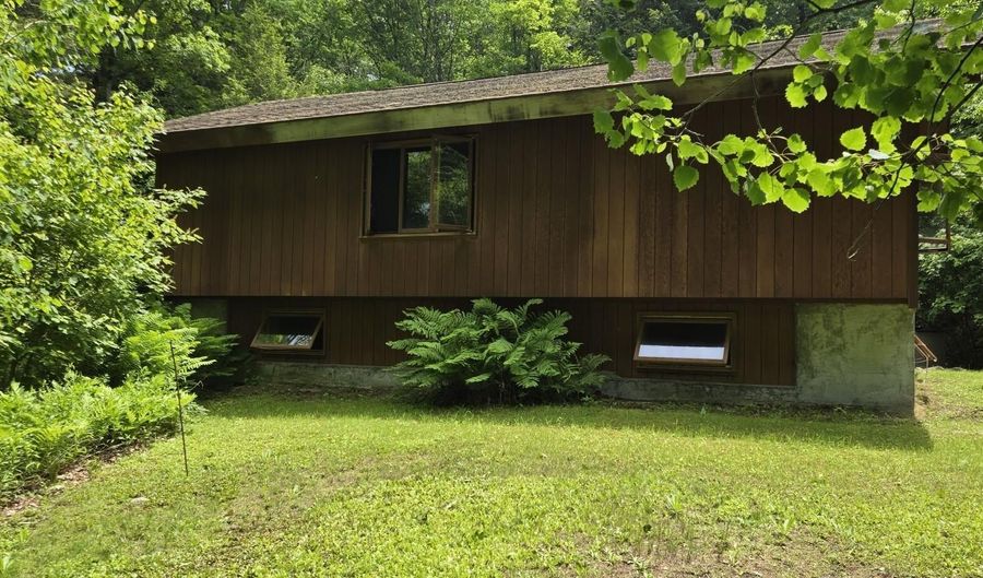 364 Otis Rd, Becket, MA 01223 - 2 Beds, 2 Bath