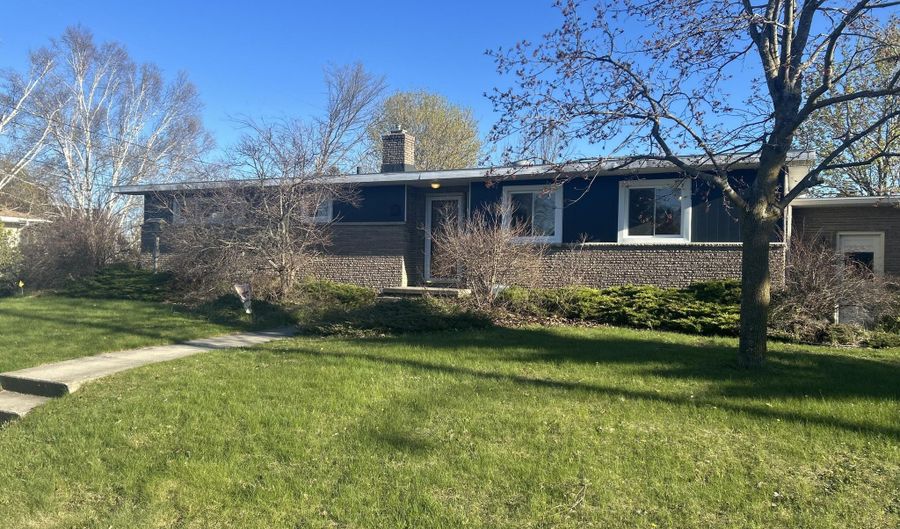 126 Garfield St, Alpena, MI 49707 - 3 Beds, 3 Bath