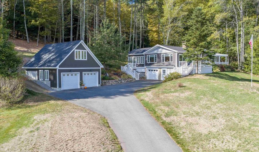 52 Chase Cir, Center Harbor, NH 03226 - 2 Beds, 2 Bath