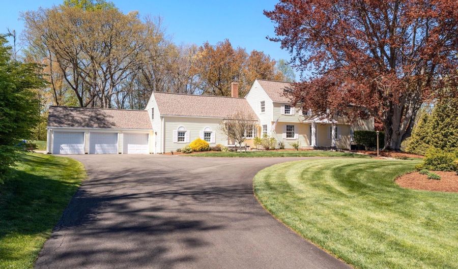 36 Whiting Farm Rd, Branford, CT 06405 - 4 Beds, 4 Bath