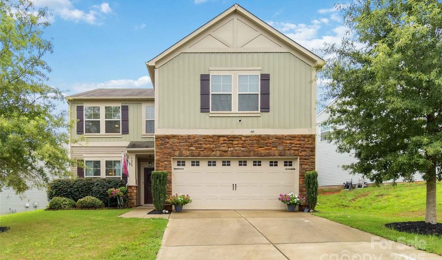4626 Gibbons Link Rd, Charlotte, NC 28269 - 4 Beds, 3 Bath