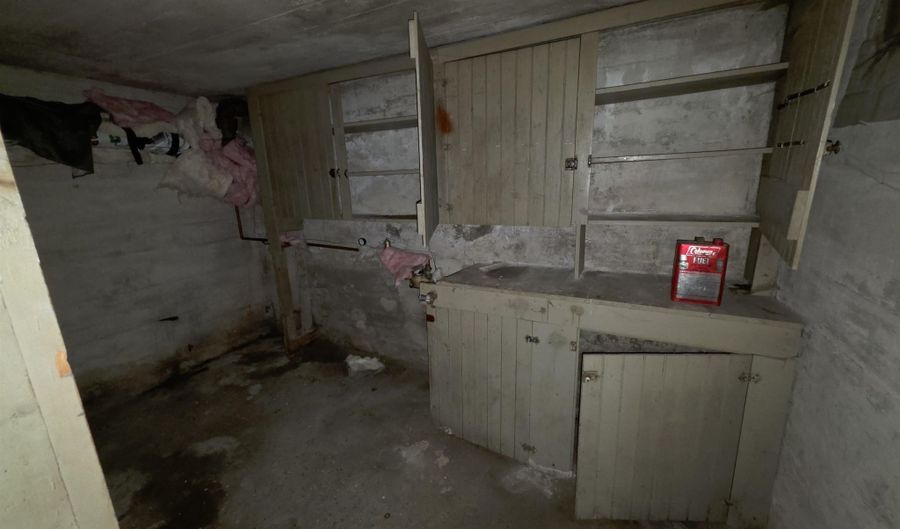 98 Merchant St, Barre, VT 05641 - 4 Beds, 1 Bath