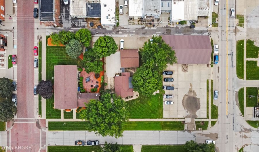 814 Prairie St, Adel, IA 50003 - 2 Beds, 1 Bath