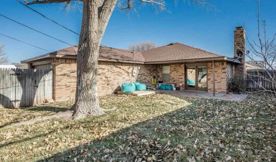 6805 DANIEL Dr, Amarillo, TX 79109 - 3 Beds, 2 Bath