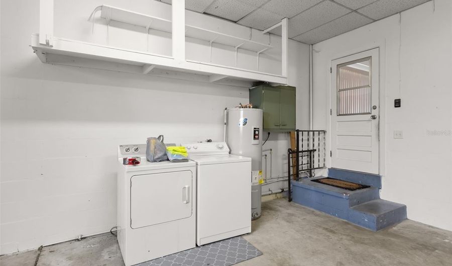 820 RUGBY St, Orlando, FL 32804 - 3 Beds, 2 Bath