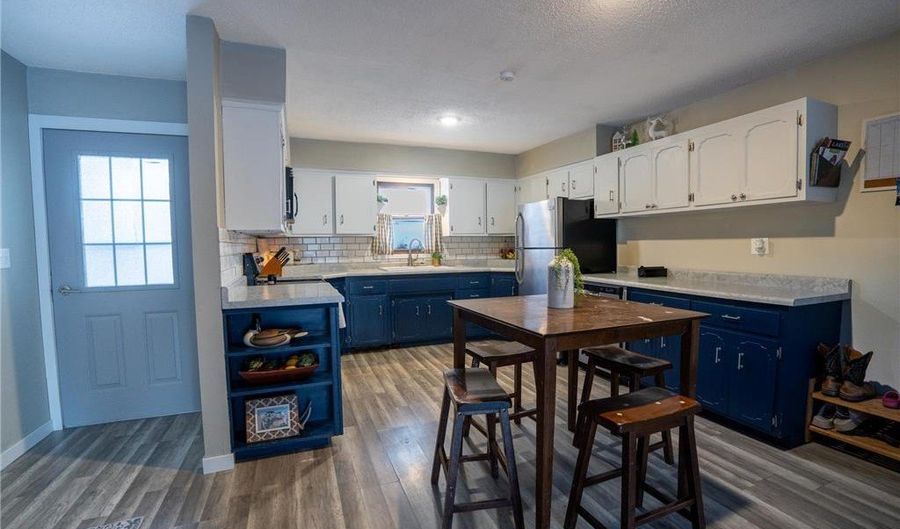 2301 Runestone Ave, Alexandria, MN 56308 - 4 Beds, 2 Bath