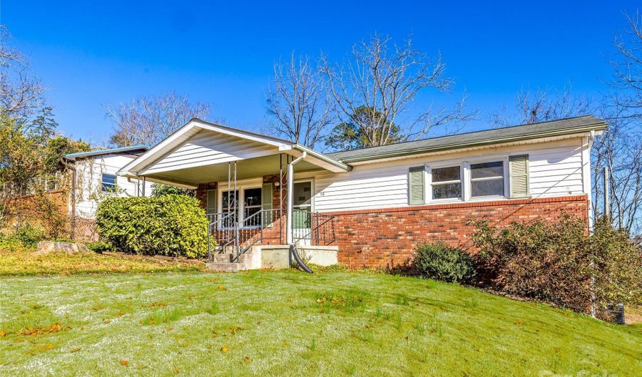 10 Ridge Ave, Asheville, NC 28803 - 2 Beds, 1 Bath