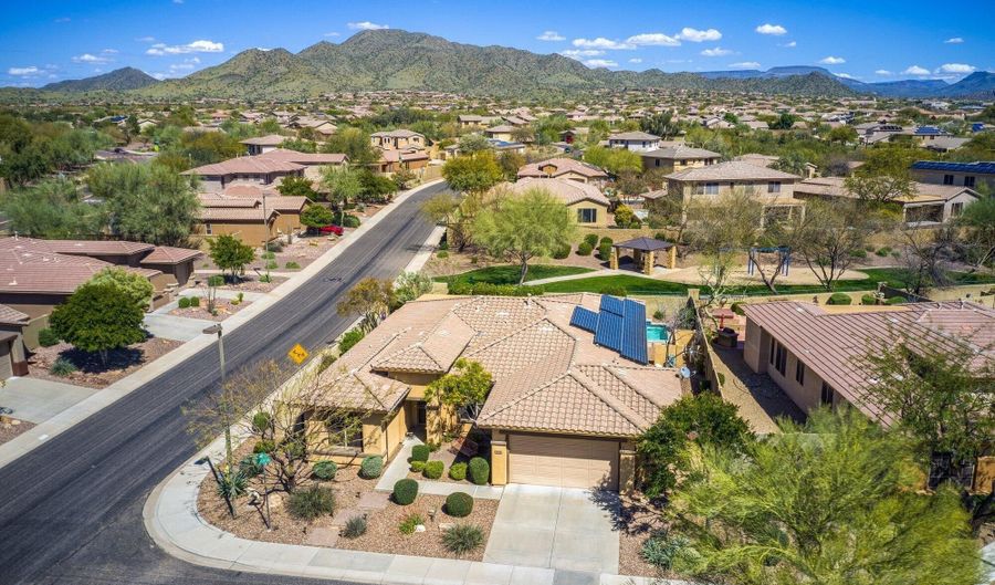 3040 W KELLER Dr, Anthem, AZ 85086 - 4 Beds, 3 Bath