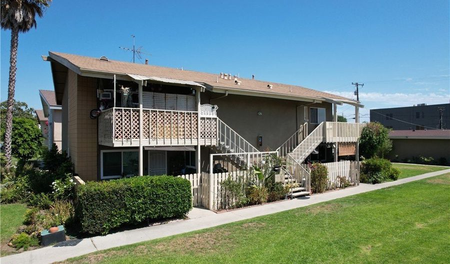 2360 W Greenacre Ave, Anaheim, CA 92801 - 8 Beds, 8 Bath