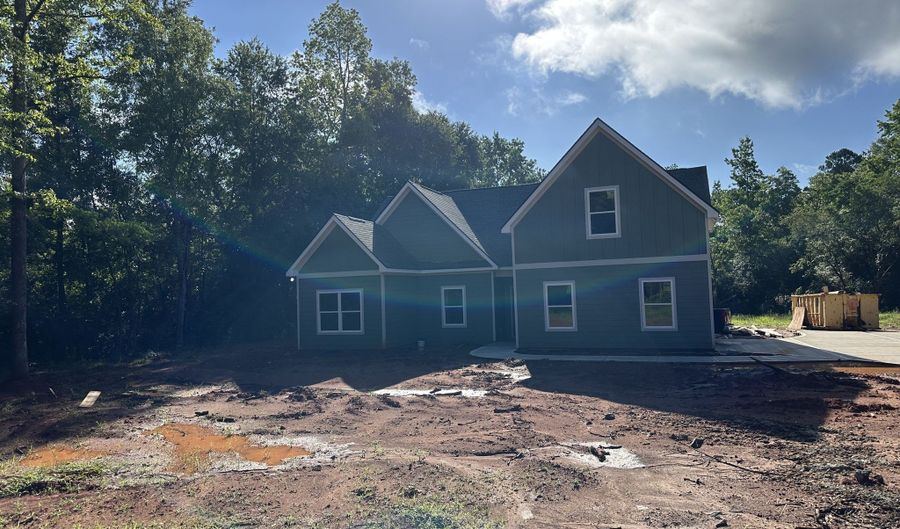904 Highway 36, Barnesville, GA 30204 - 4 Beds, 2 Bath