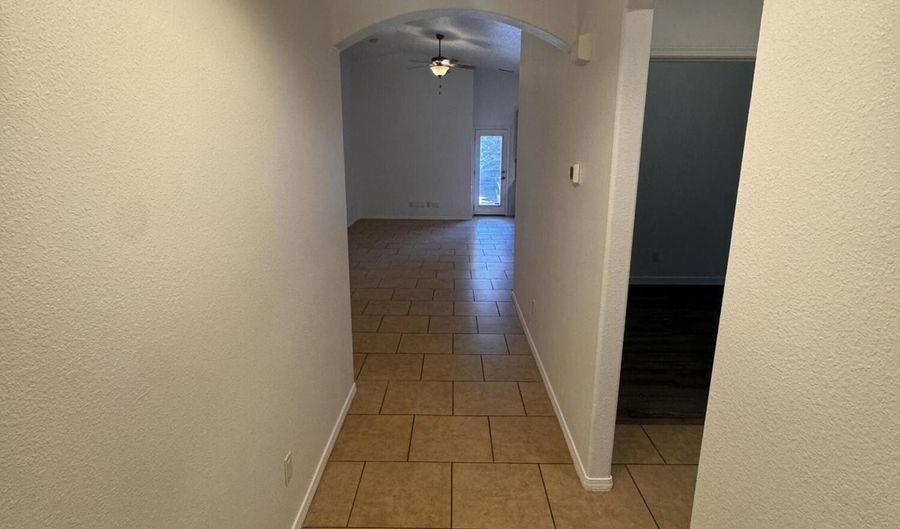 2008 Vernon Dr SE, Albuquerque, NM 87123 - 3 Beds, 2 Bath