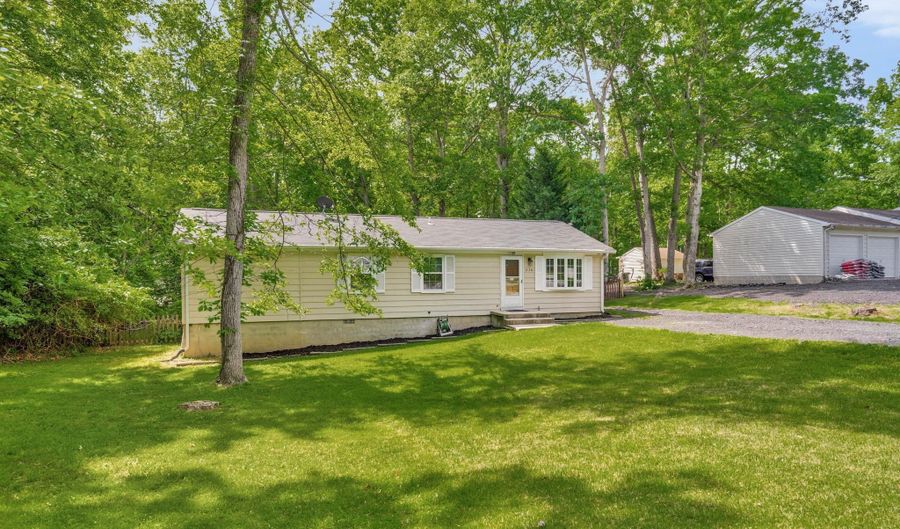 216 MANNING Rd E, Accokeek, MD 20607 - 3 Beds, 2 Bath