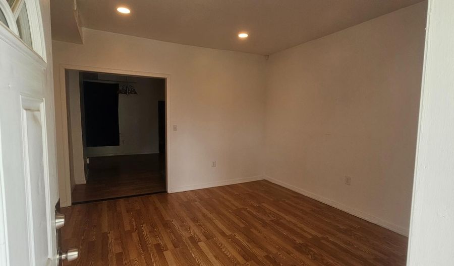 2548 OSWEGO Ave, Baltimore, MD 21215 - 3 Beds, 1 Bath