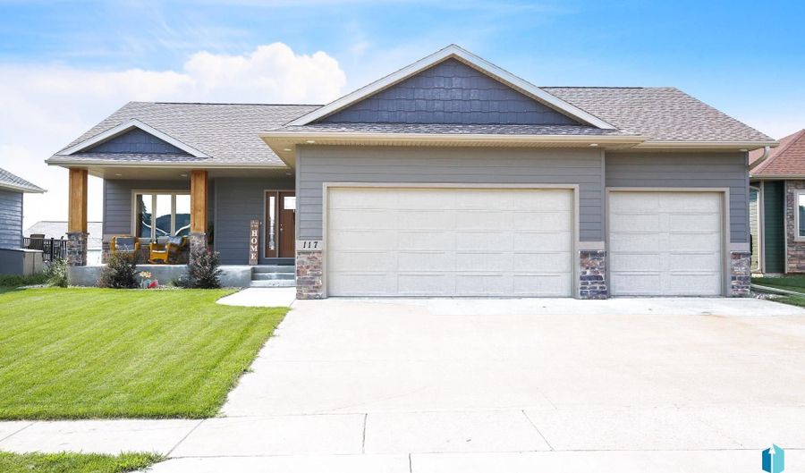 117 E Birchwood Dr, Brandon, SD 57005 - 4 Beds, 3 Bath