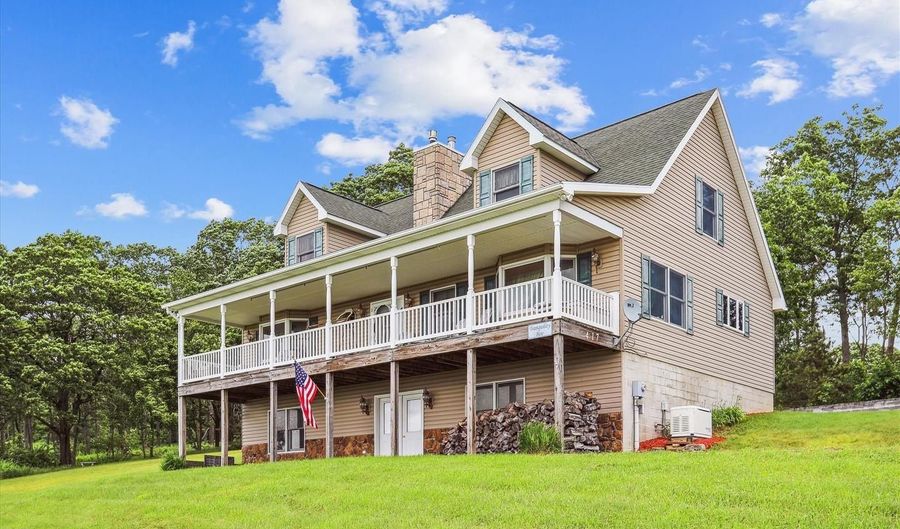 417 GREENWOOD RIDGE Rd, Accident, MD 21520 - 4 Beds, 4 Bath
