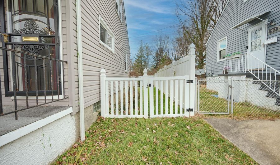 2716 WESTFIELD Ave, Baltimore, MD 21214 - 4 Beds, 2 Bath