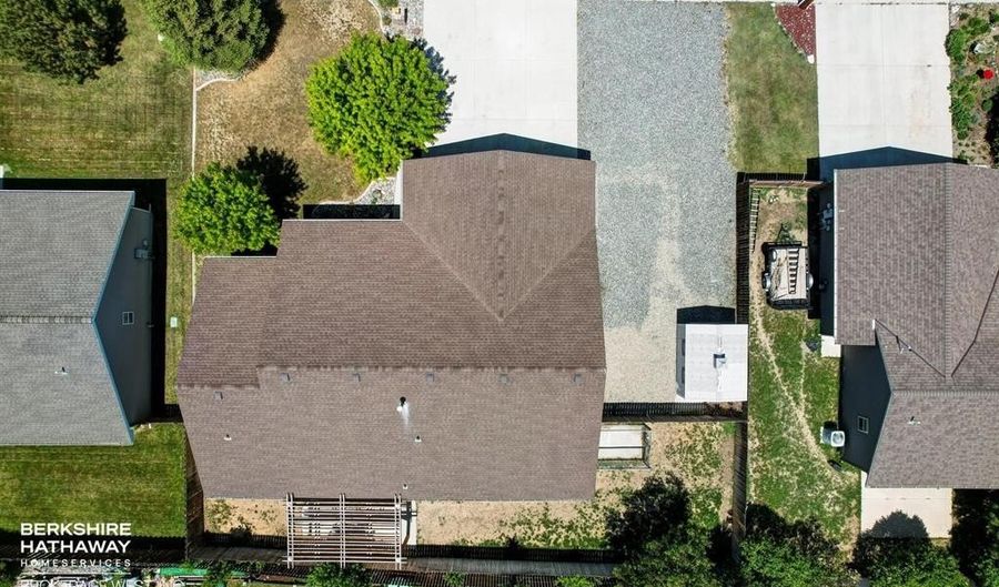 3120 E Ave, Cody, WY 82414 - 5 Beds, 3 Bath