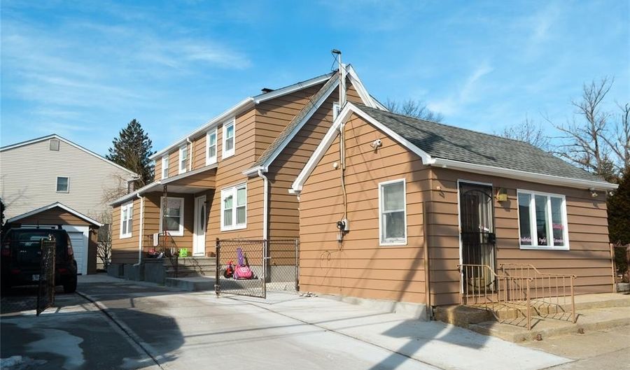 837 Willis Ave, Albertson, NY 11507 - 0 Beds, 0 Bath