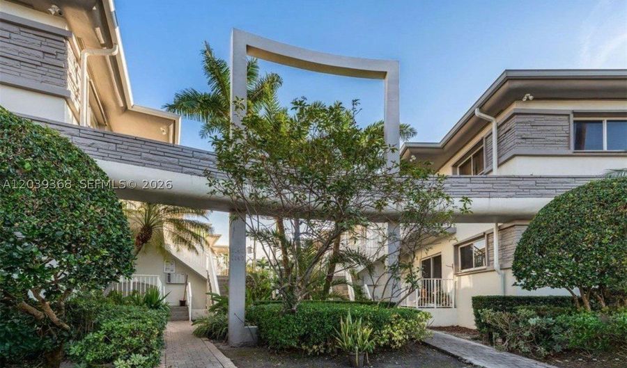 1142 99th St 23, Bay Harbor Islands, FL 33154 - 2 Beds, 2 Bath