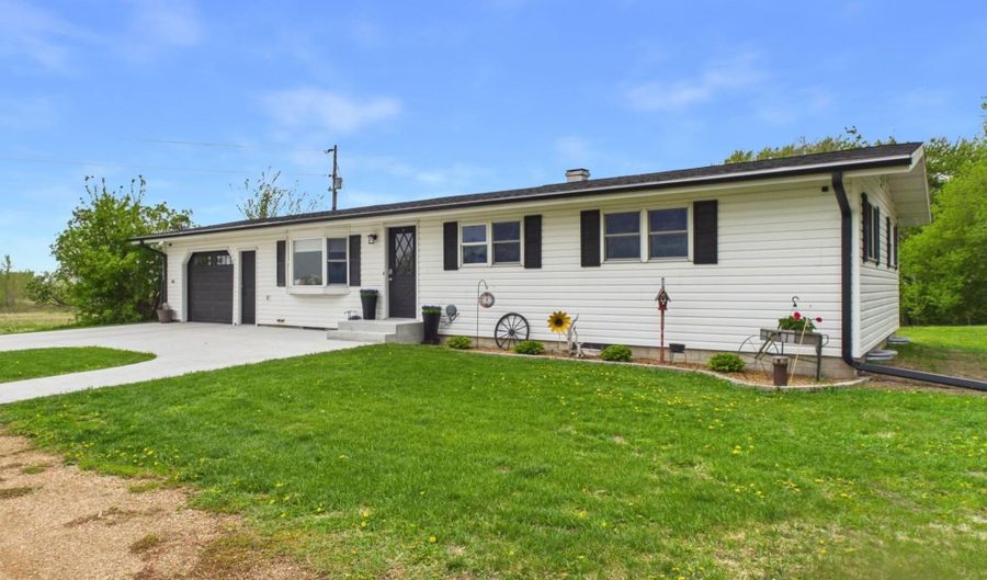 350 Hwy 119 SW, Appleton, MN 56208 - 3 Beds, 2 Bath