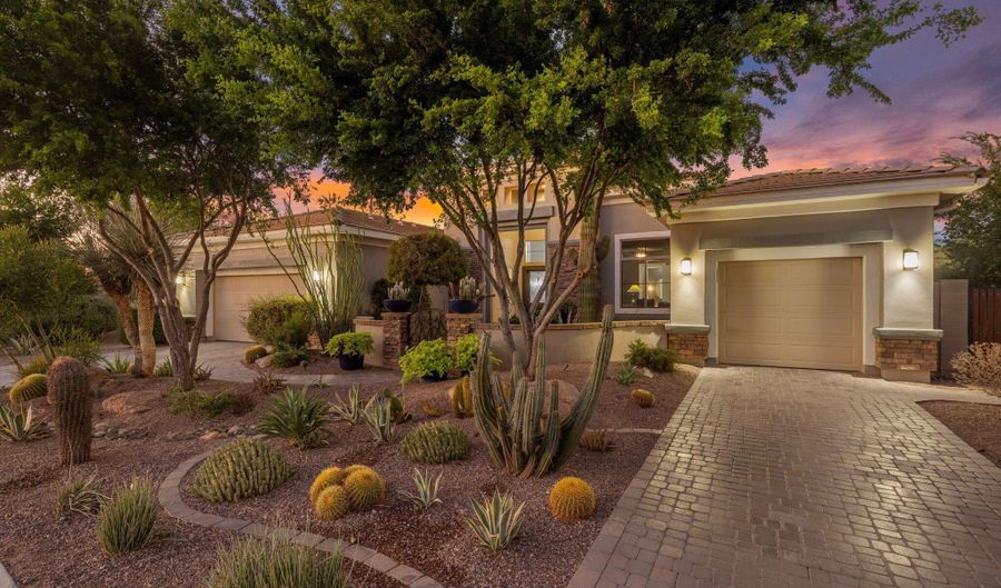 5452 E Windstone Trl, Cave Creek, AZ 85331 - 4 Beds, 4 Bath