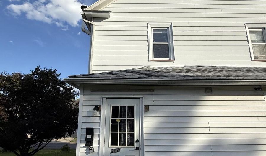 258 E Grove St, Pringle, PA 18704 - 0 Beds, 1 Bath