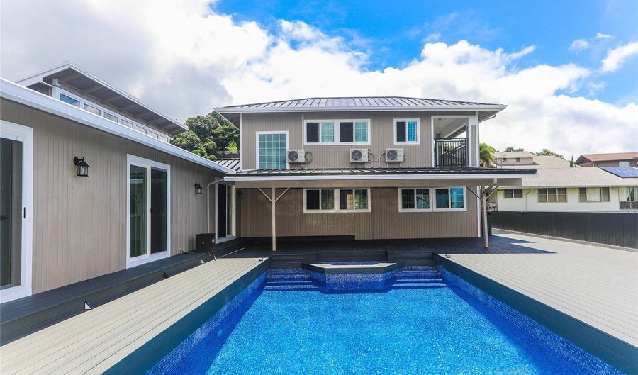 98-1027 Palula Way, Aiea, HI 96701 - 6 Beds, 6 Bath