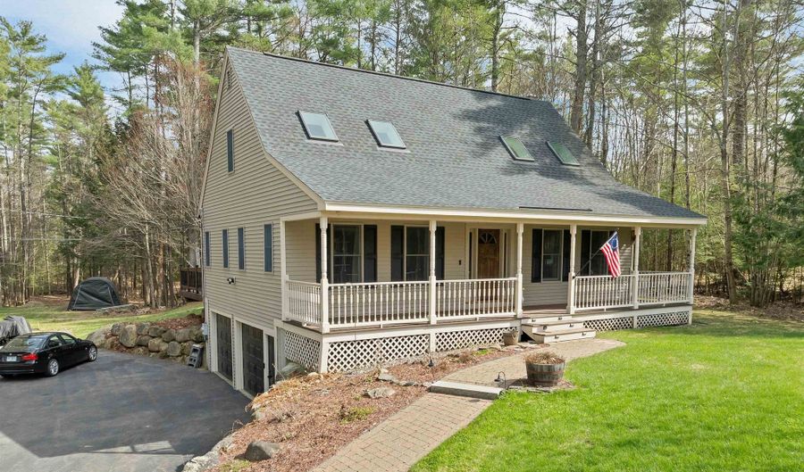 36 Bennington Dr, Belmont, NH 03220 - 4 Beds, 3 Bath