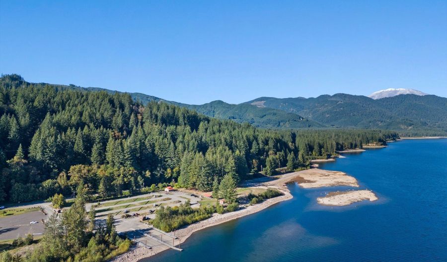 260 BALD EAGLE Rd, Ariel, WA 98603 - 3 Beds, 2 Bath