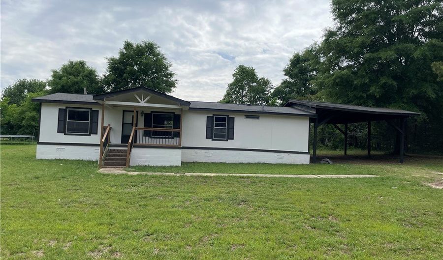 109 Desoto St, Calhoun Falls, SC 29628 - 3 Beds, 2 Bath