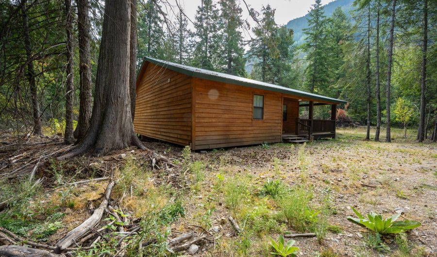 109 E Kamloop Ave, Bayview, ID 83803 - 2 Beds, 2 Bath